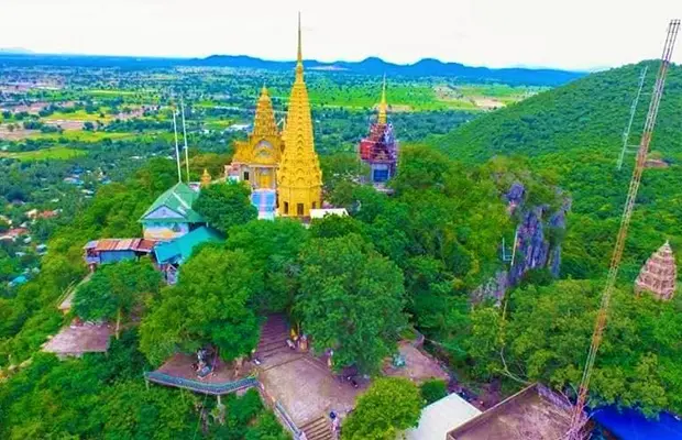 Phnom Sampeau Mountain