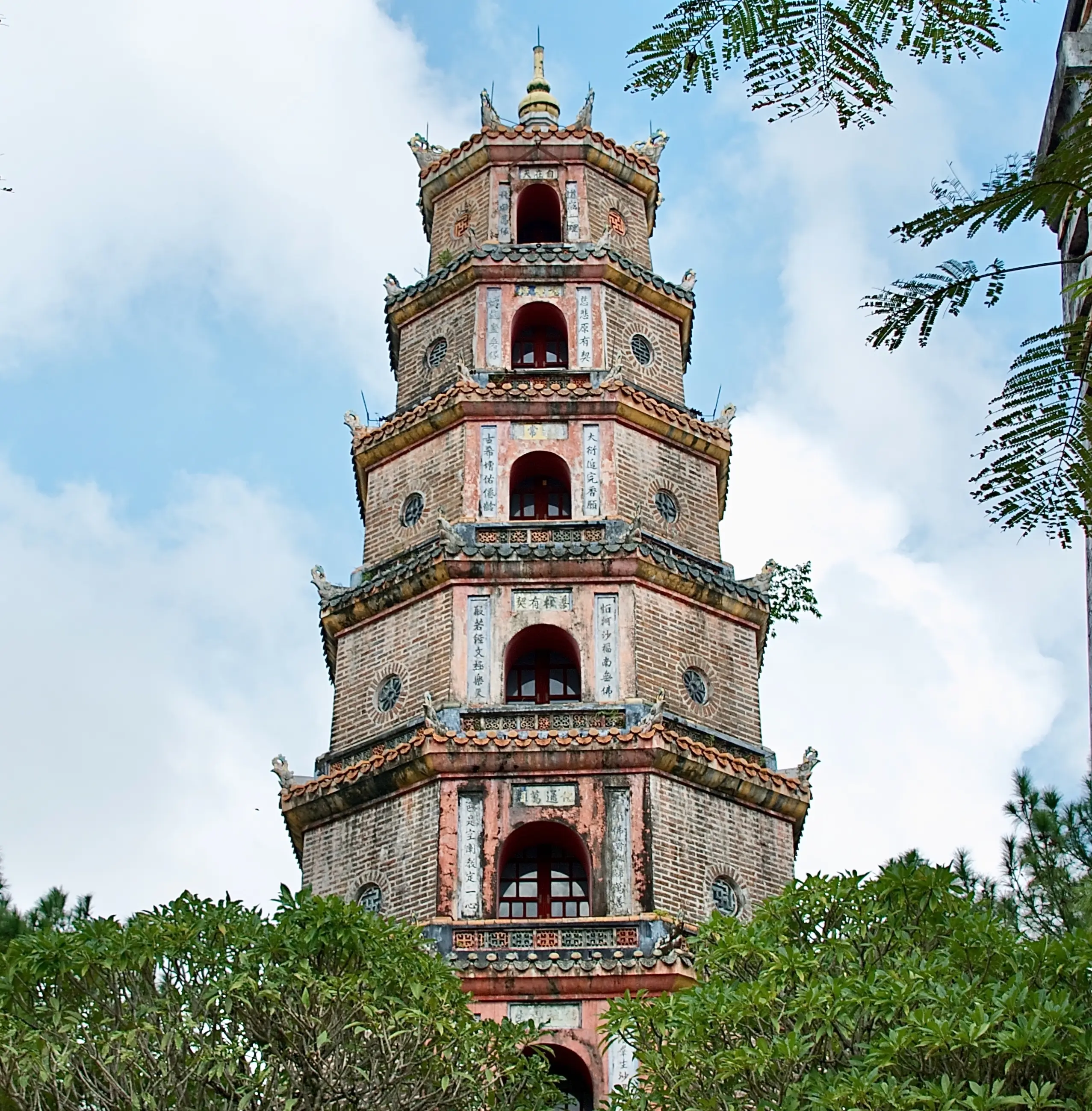 Thien Mu Pagoda