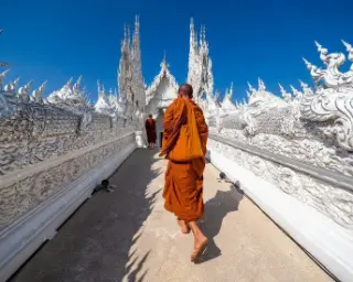 Wat Rong Khun (White Temple)