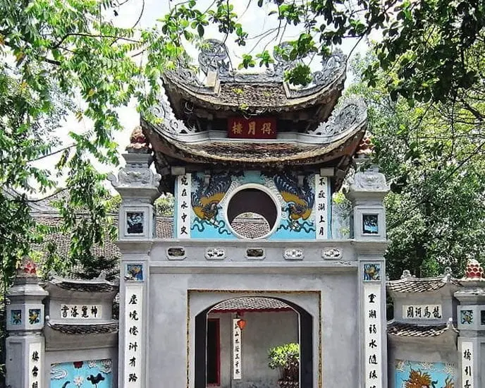 Ngoc Son Temple