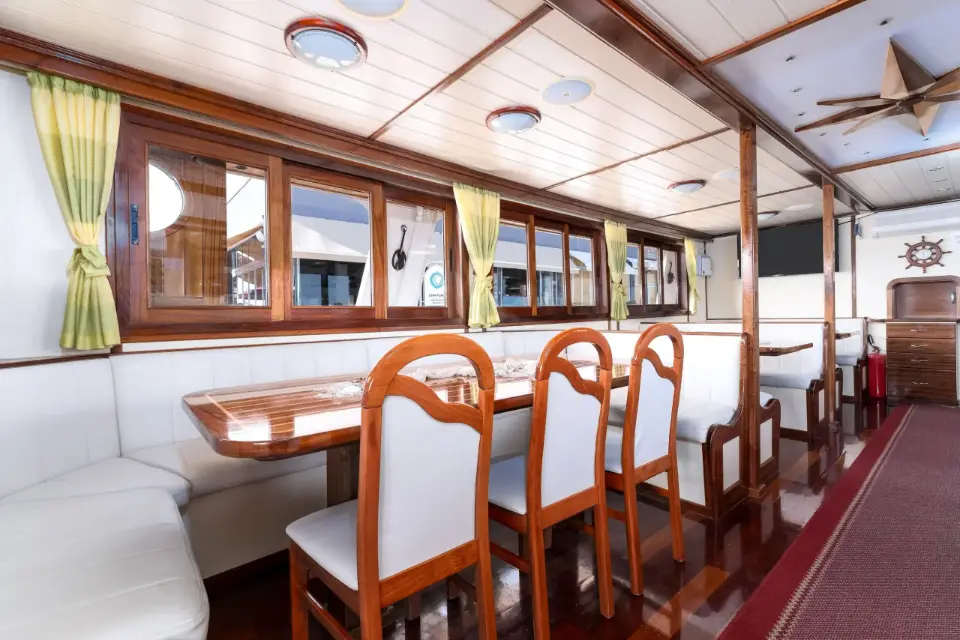 Sail Split to Dubrovnik / Premier Boat