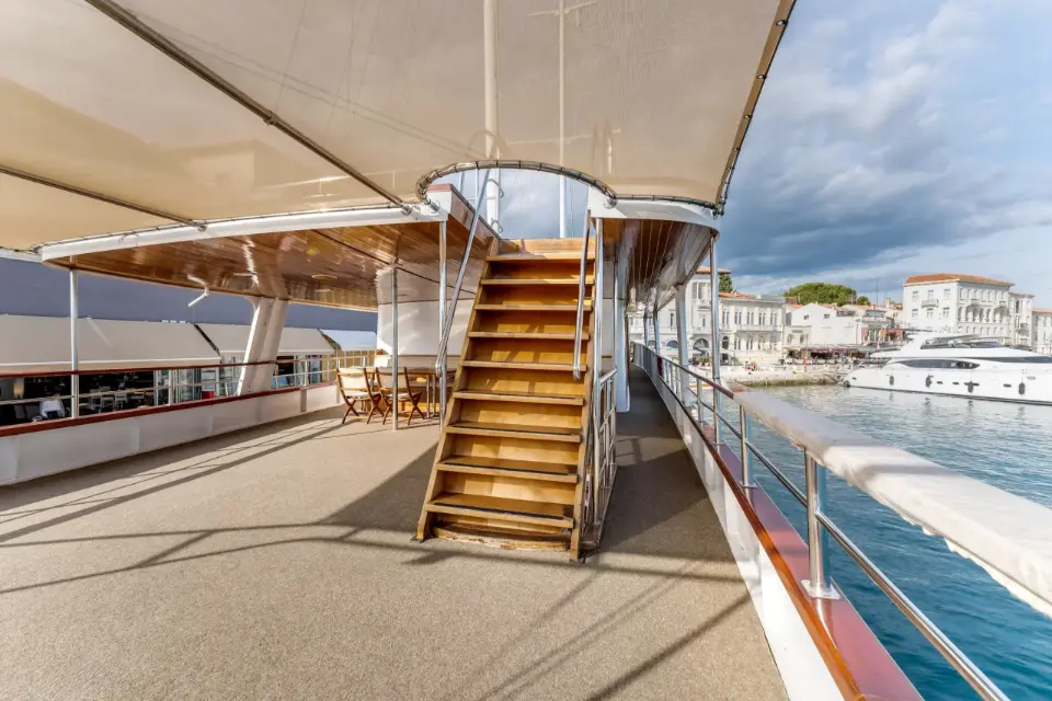 Sail Split to Dubrovnik / Premier Boat