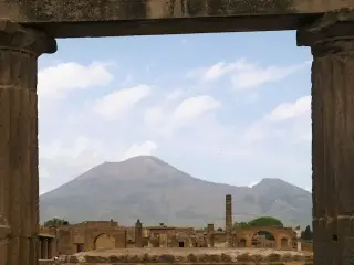 Day 18: Napoli - Sorrento - Pompei - Napoli