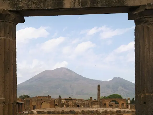 Day 8: Napoli - Sorrento - Pompei - Napoli