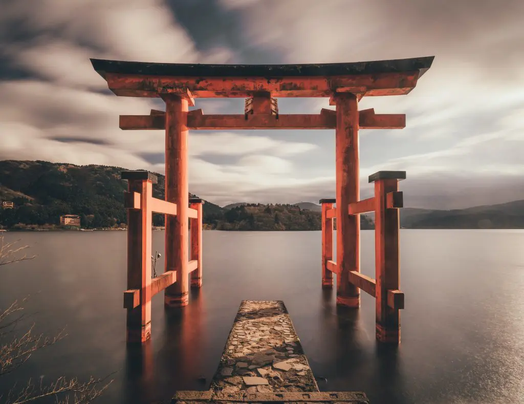 visit Hakone