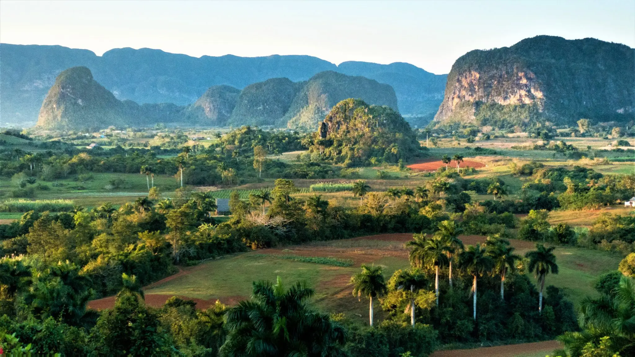 visit Vinales