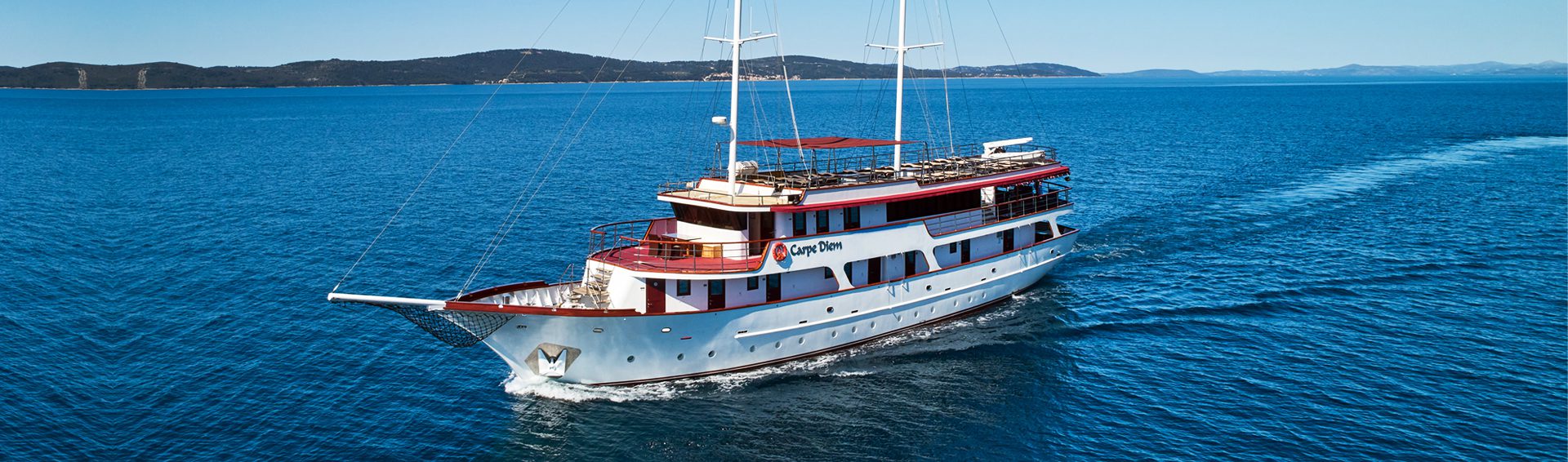 Sail Split to Dubrovnik / Premium Boat, Above Deck Cabins