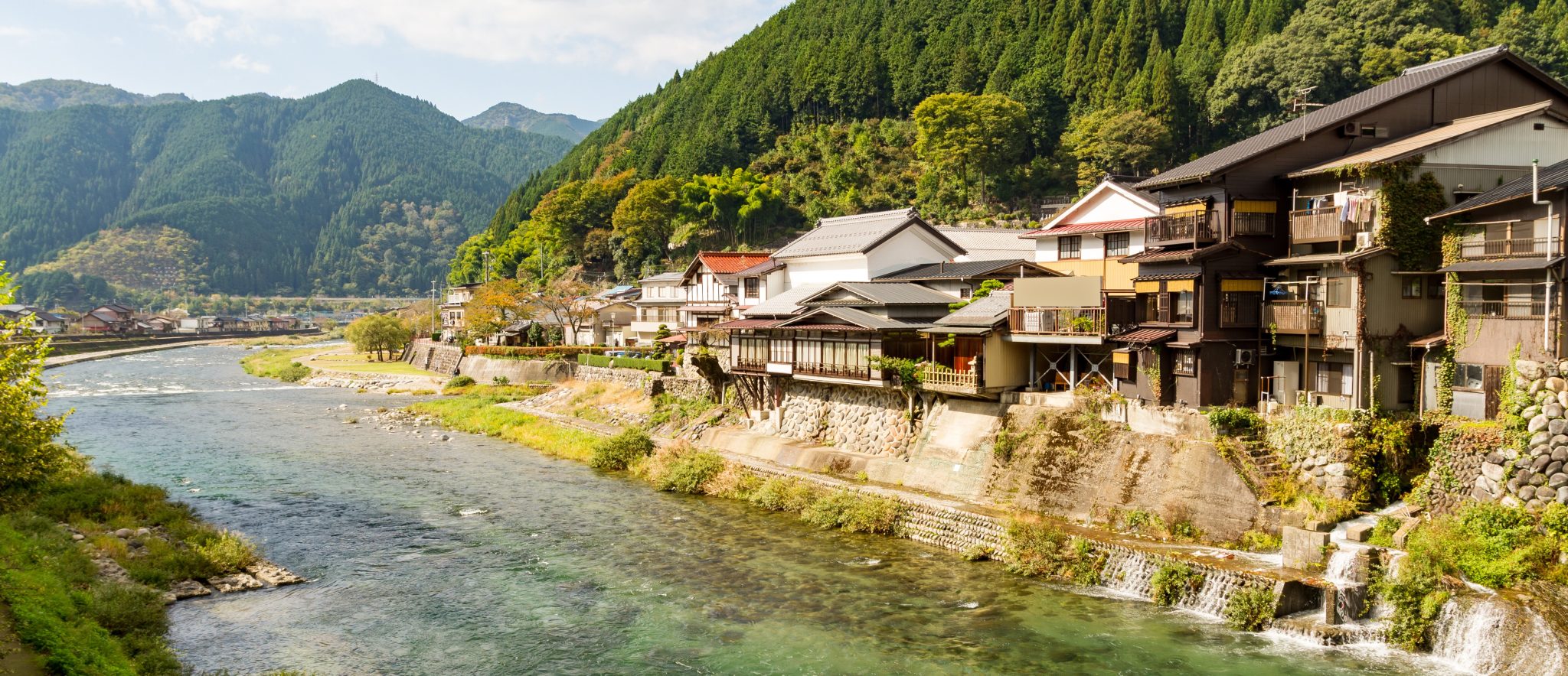 8 Prettiest Towns in Japan