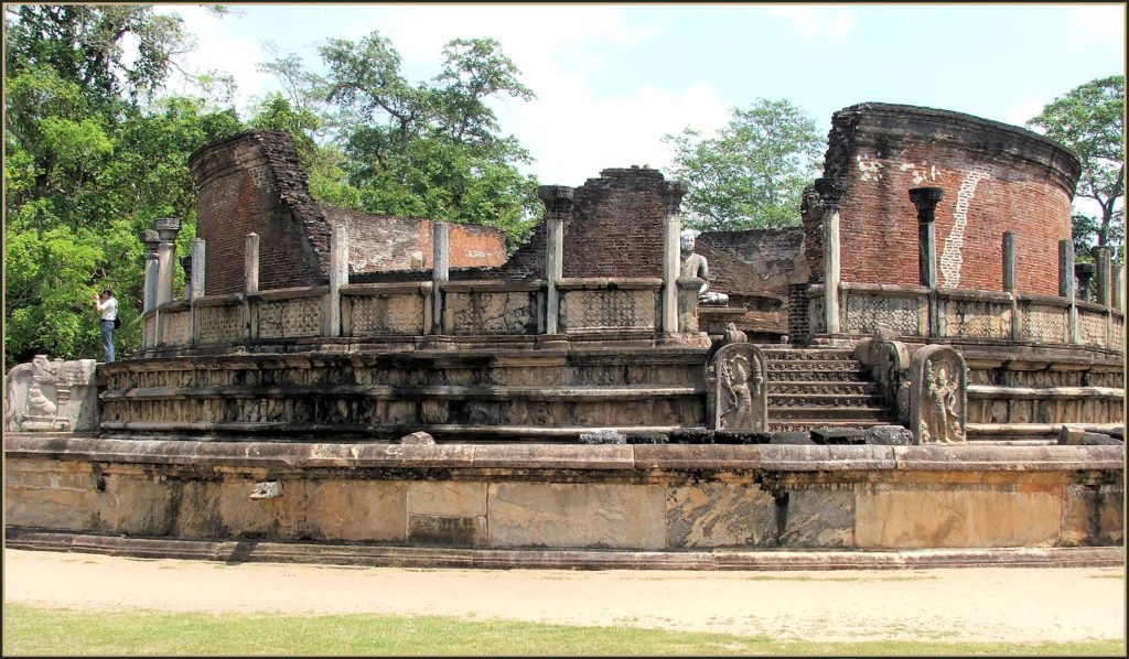 visit Anuradhapura