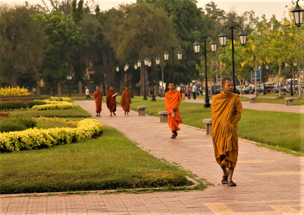 visit Phnom Penh