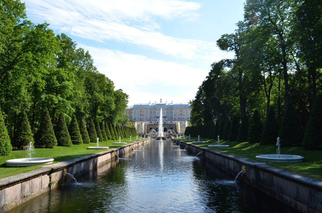 visit Peterhof