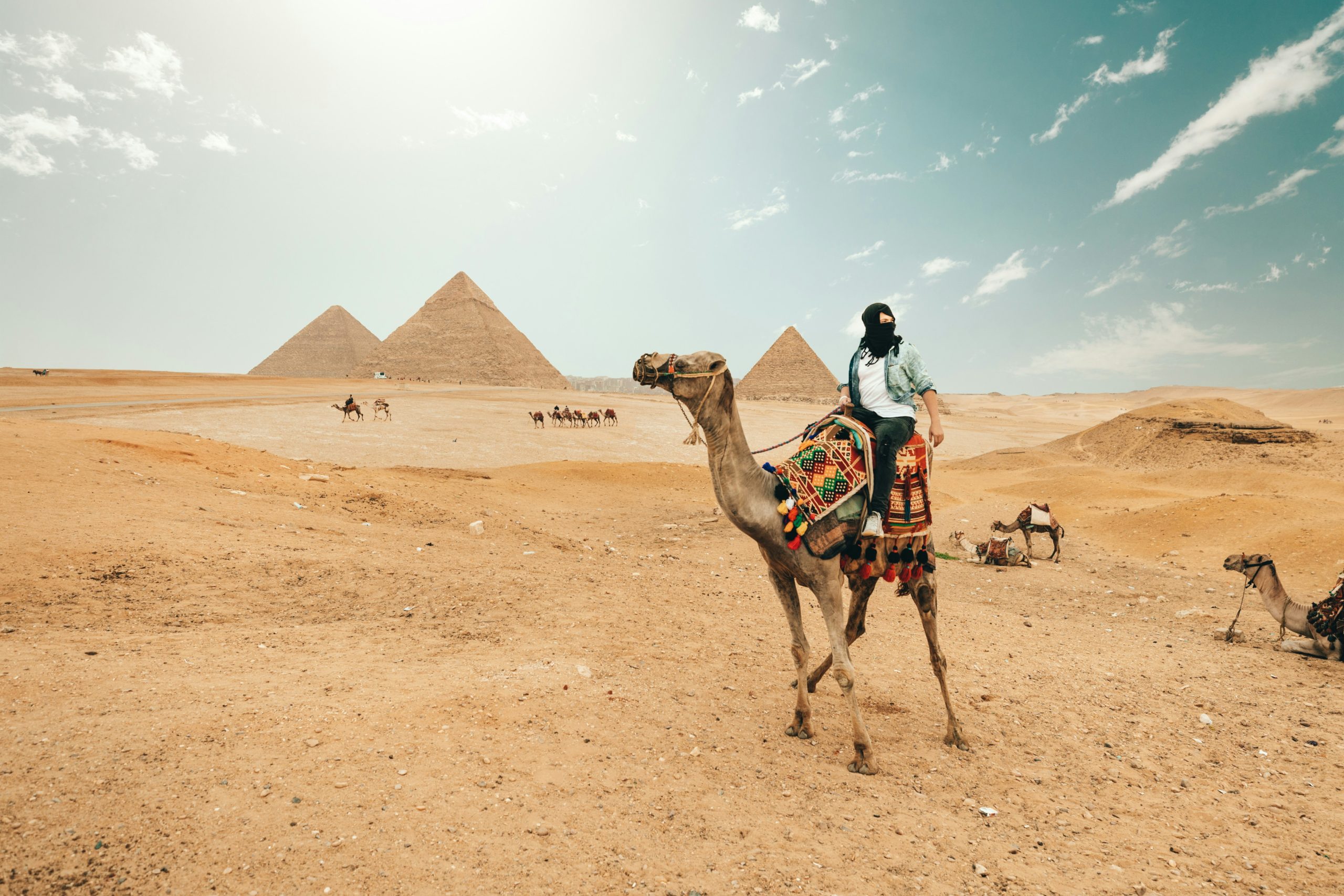 is it safe to travel to egypt as a woman